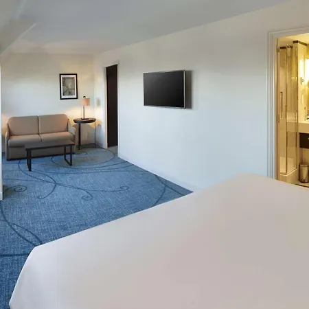 Hotel Hilton Grand Place 4*