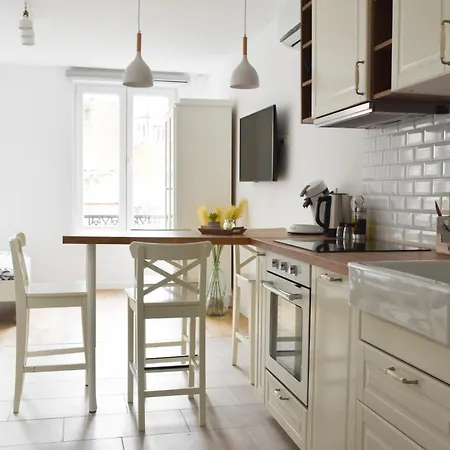 Fontainas Apartamento *