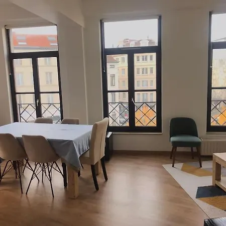 Proche Grand Place Apartment *