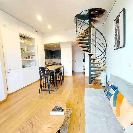公寓 New Stylish Grand Place City Center Duplex 布鲁塞尔