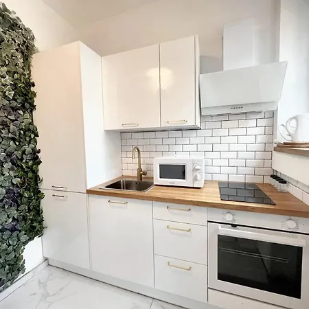 Comfortable In 35m² Terrace With Bbq Appartamento Bruxelles