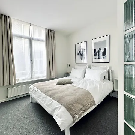 Magnifique Au Coeur Du Sablon ! Bruxelas