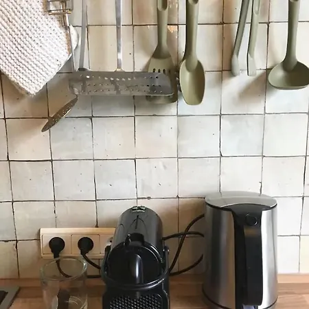 Spacious In Brussels, Large Private Garden * בריסל