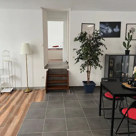 Apartament Grand Place Apartement *