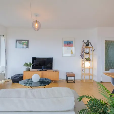 Beautiful 3 Bedrooms Close To Parc Josaphat