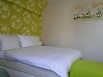 La Zarin Oda ve Kahvaltı