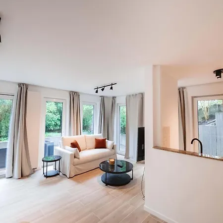 K-suites * Brüssel