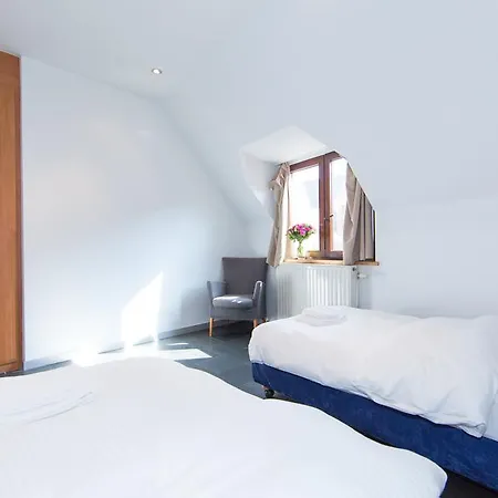 Azimut Flathotel