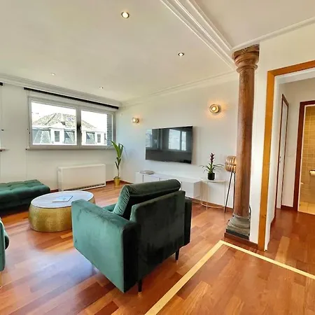 Luxurious Panoramic Penthouse In The Heart Of Bxl Apartamento