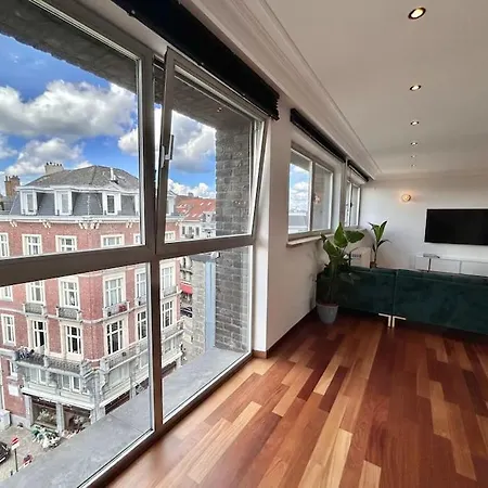 Luxurious Panoramic Penthouse In The Heart Of Bxl * Bruxelas