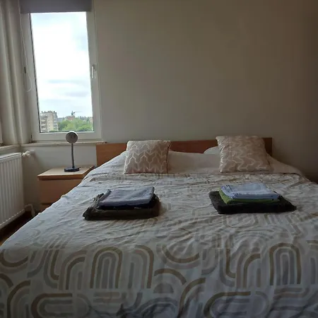 Charming In Etterbeek 70 M² With Balcony Apartment