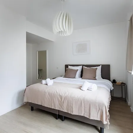 Sweett - Michel Ange * Bruxelles