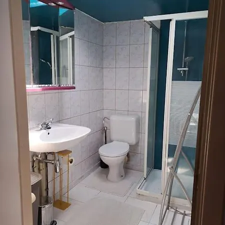 Convivial Apartment