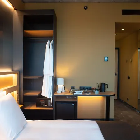 Mix --gym & Wellness For Adults Only-- 4* Bruksela