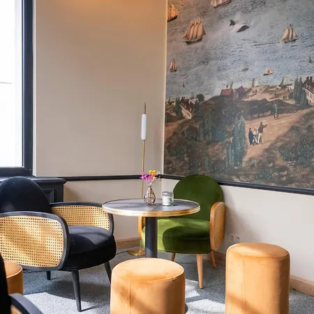 Made In Catherine Hotel 3*