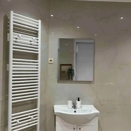 Sublime Calme Cosy & Jacuzzi Apartmán