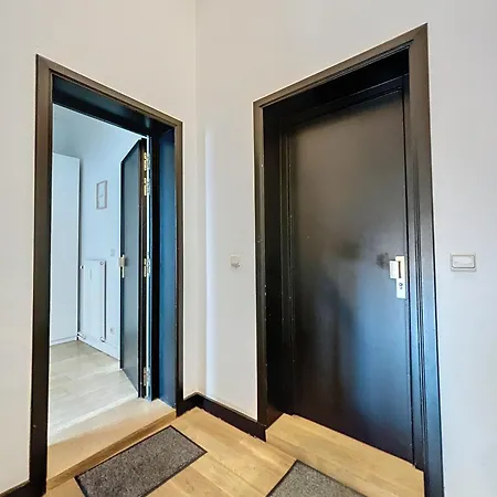 Cosy Brussels- *