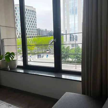 Jardin Botanique Apartment