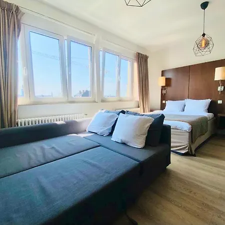Daire Centerstay *