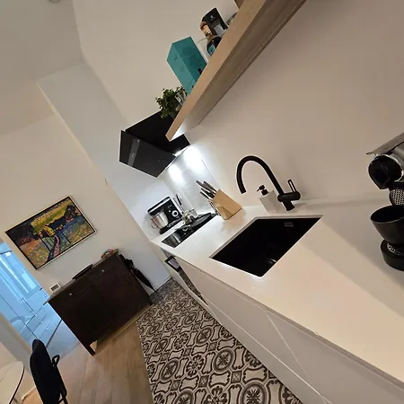 Jodi's Flat * Брюссель