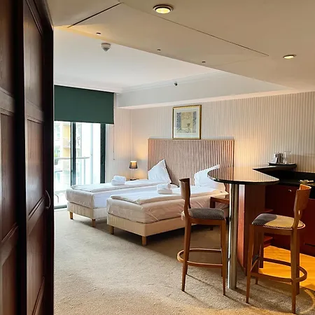 Апарт-отель B-aparthotel Ambiorix