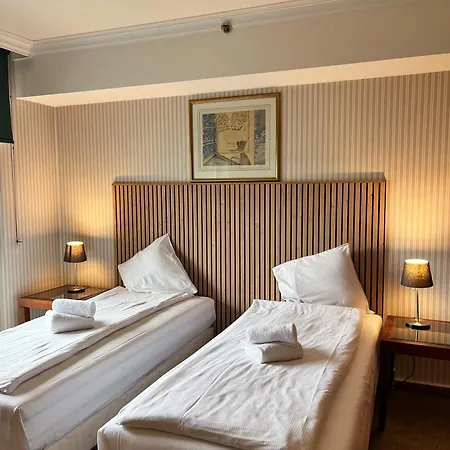 B-aparthotel Ambiorix Aparthotel 4*