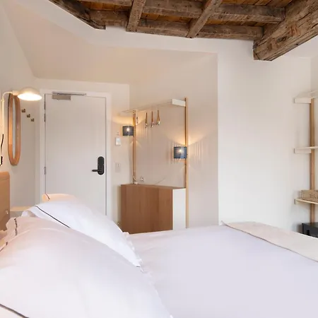 Hotel Welcome 3*