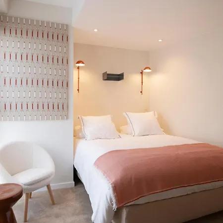 Made In Catherine Hotel