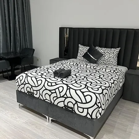 Cozy Havens In The Heart Of Privatunterkunft *
