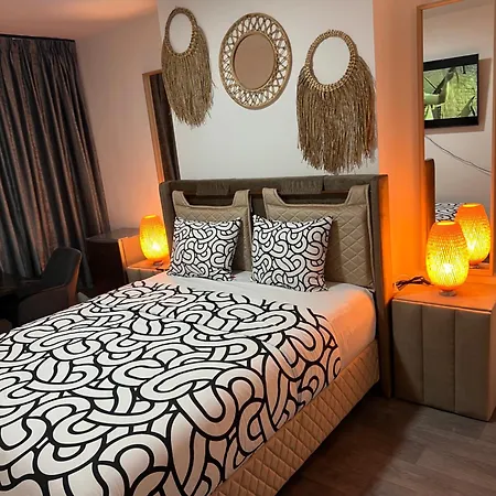 Privatunterkunft Cozy Havens In The Heart Of *