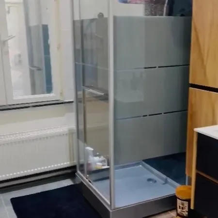 Da Nessa Proximo A Louise アパート