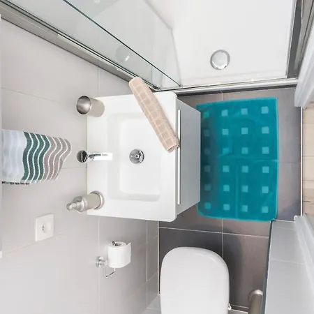 Apartman - Steps Grand Place - Local Vibrant Neighbourhood