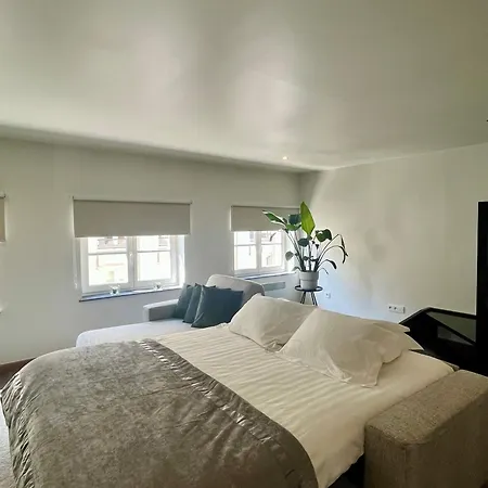 Apartment Stilias 6p Center *