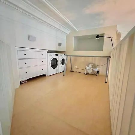 Sejour Elegant Pres Du Centre Brüksel