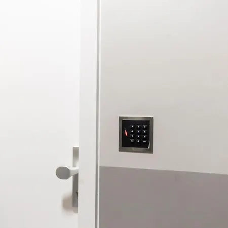 Midi Διαμέρισμα Βρυξέλλες