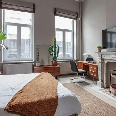 Bed & Breakfast Comenstay