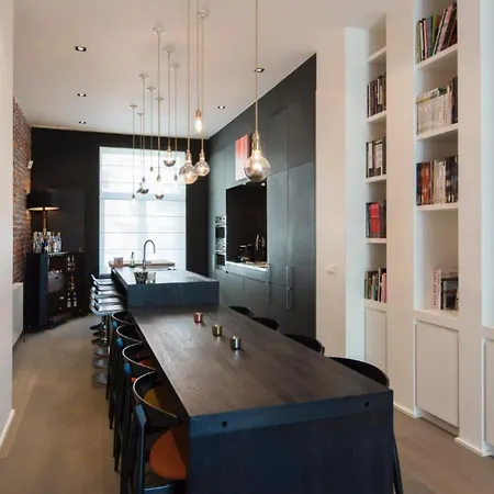 Apartment Flagey Terrace Design