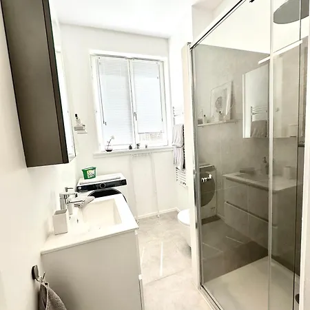 Appartamento Superbe - Quartier Louise !