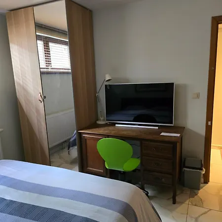 Fomed Quarto em Acomodações Particulares