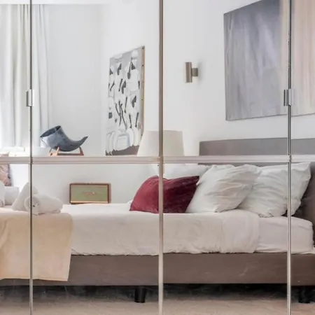 Apartment Comfy Chic *