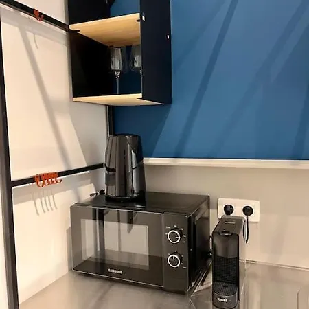 Chez Gianni & Stephanie - A Cozy And Elegant In Brussels