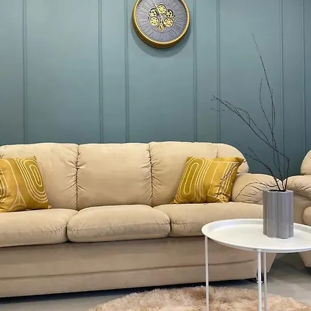 Chaussee De Wavre Family App's *