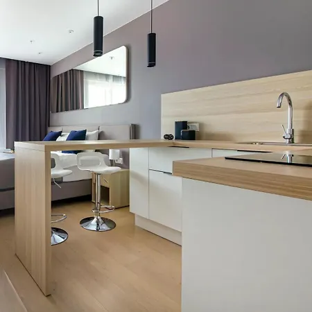 Chaussee De Wavre Family App's *