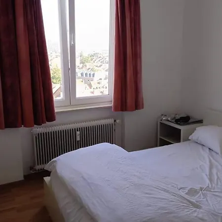 Havre De Paix Quartier Eu Square Ambiorix * Brussels