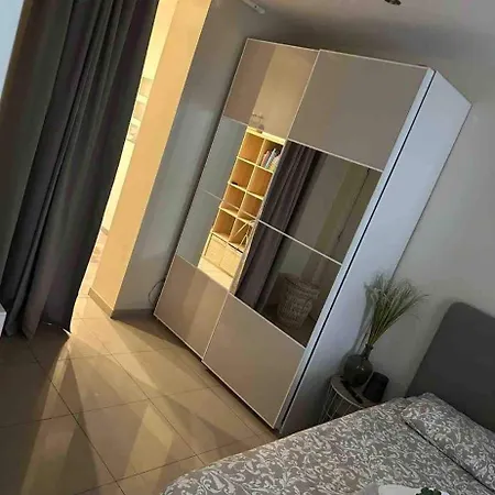 Apartamento Avec Terrasse Privee Et Garage Rez De Chaussee Lumineux