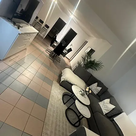 La Belle Etoile De * 布鲁塞尔