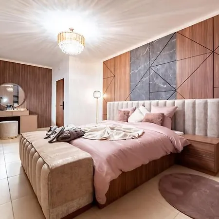 Luxueux 5 Chambre-verifiez Le Numero Sur Les Images *
