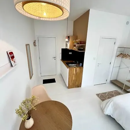 Chez Louise - A Haven Of Peace In Apartment