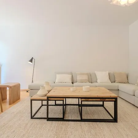 Chaleureux 1 Proche Ecole Europeenne Appartement