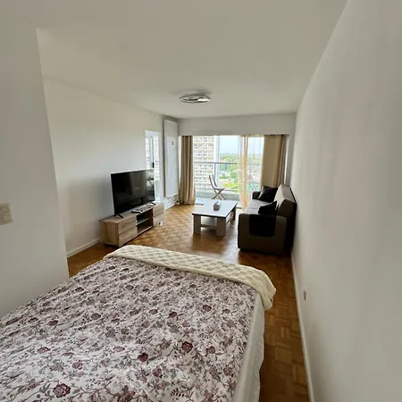 Zone Touristique Apartment Brüssel